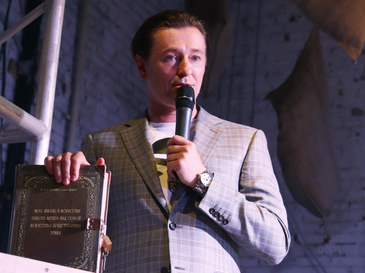 Сергей Безруков