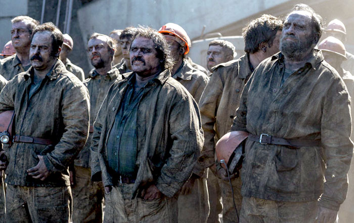 В сериале «Тульские шахтеры», толстые и беспробудно пьющие, напоминают зомби