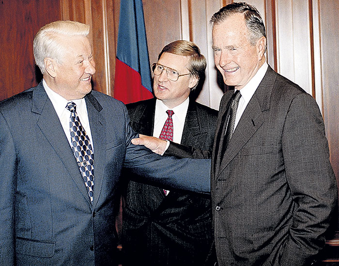 Буш-старший был очень благодарен ЕБН за развал СССР