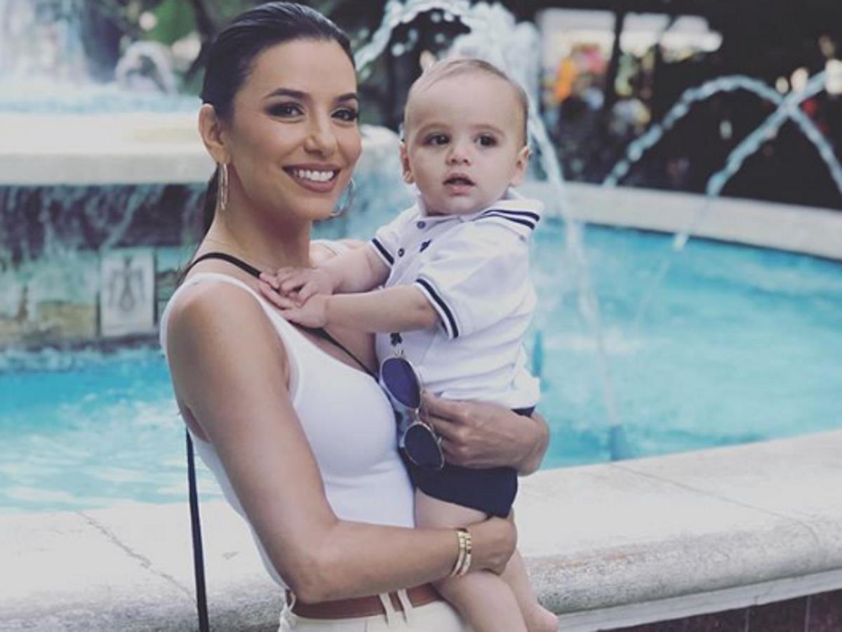 Ева Лонгория с сыном