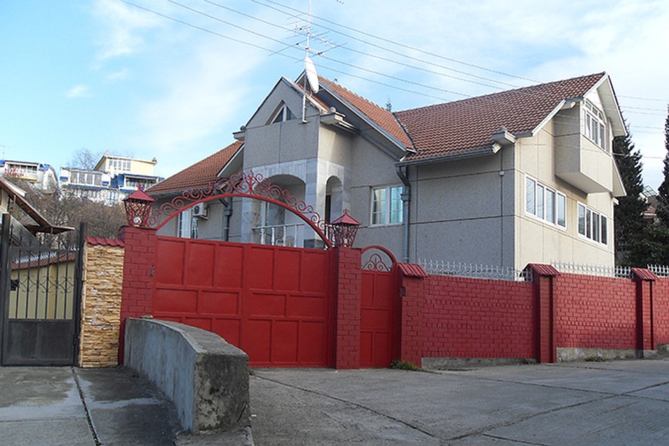 Дом вора в законе Деда Хасана