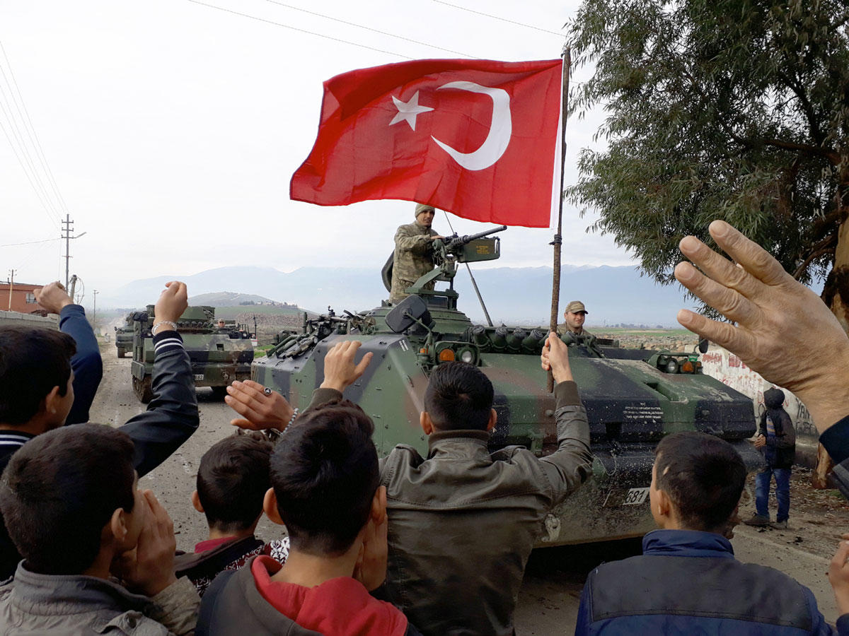 Турецкое население с радостью встречало оккупантов