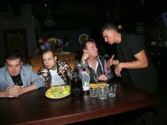 Сергей Пенкин, Максим Бурматов (справа)