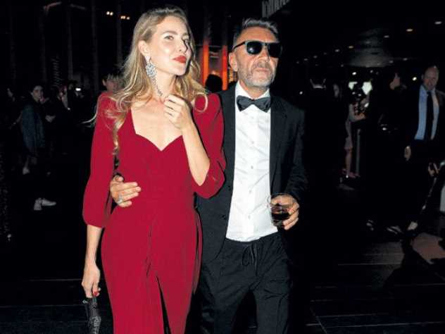 Сергей Шнуров и Ольга Абрамова