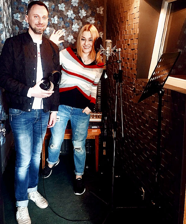 Настю часто видят с Дмитрием Королёвым, организатором концертов