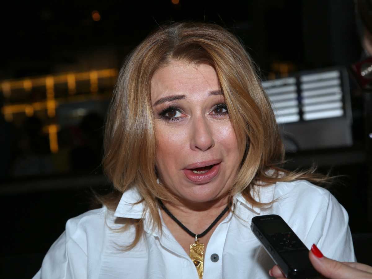 Алена Апина