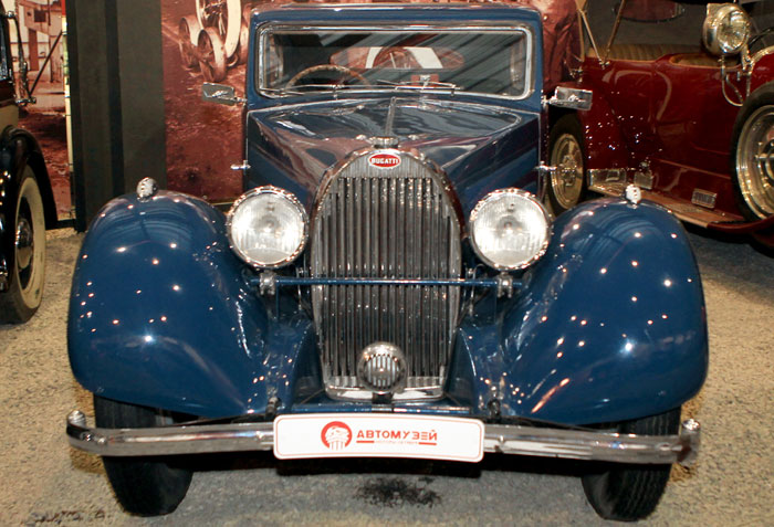 Bugatti Type 57: в 1935 г. выпущено всего 30 таких красавцев
