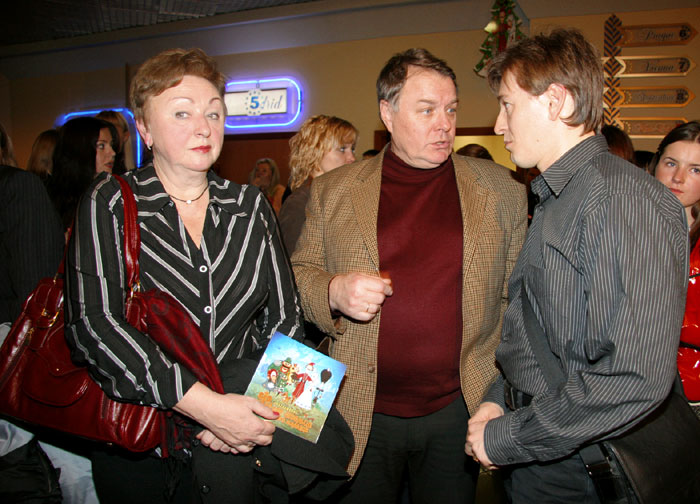 Сергей Безруков с родителями