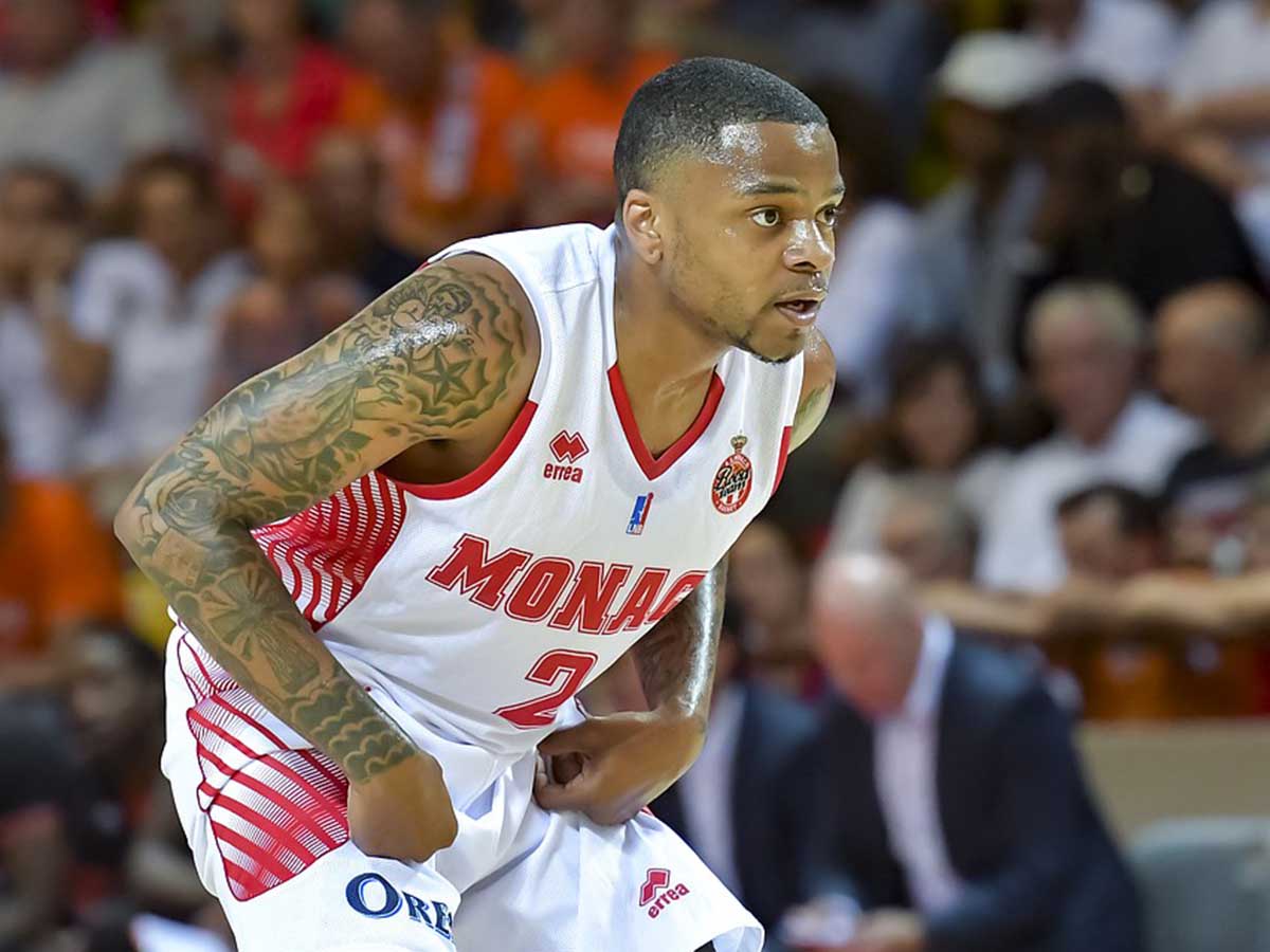 баскетболист оказался беременным