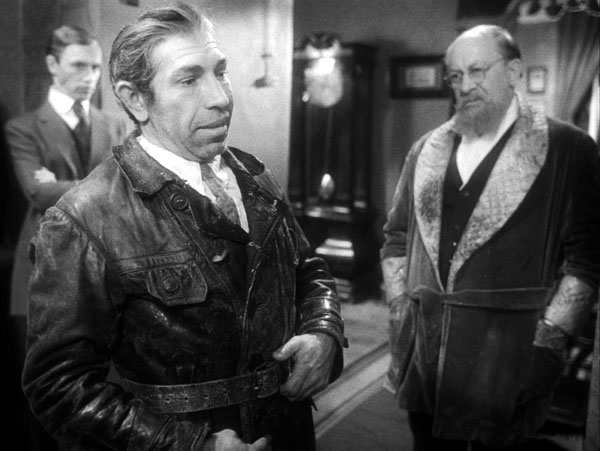 Наследники булгаковского Шарикова действуют чужими руками