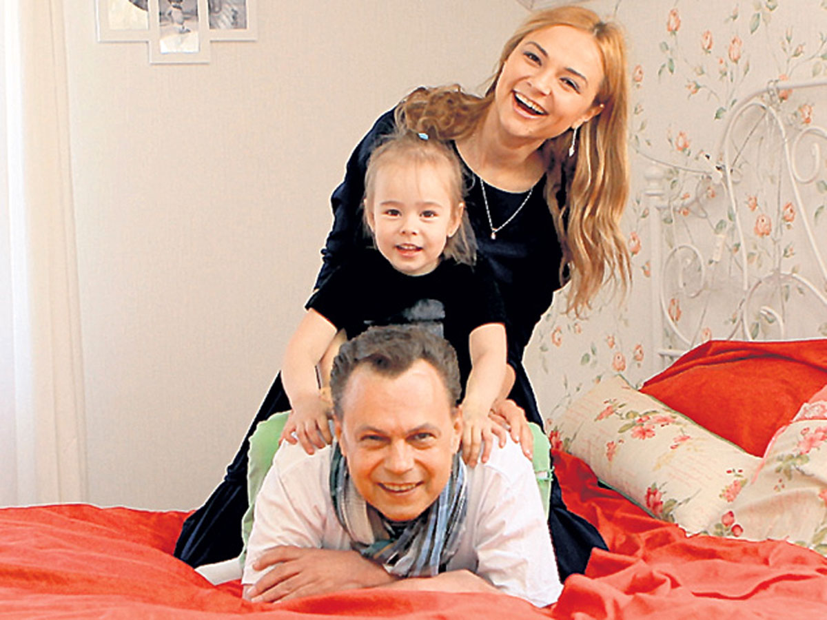 Владимир и Маруся Лёвкины с дочкой Никой