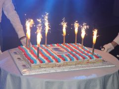 ПРАЗДНИЧНЫЙ ТОРТ