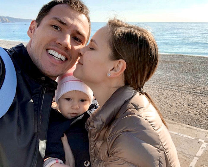 Тимур Еремеев, внебрачный сын Спартака Мишулина, недавно обзавелся женой и дочкой