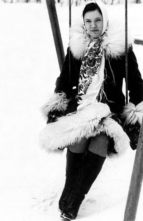 Мама парня - геолог Татьяна - познакомилась с актёром, когда ей было 16