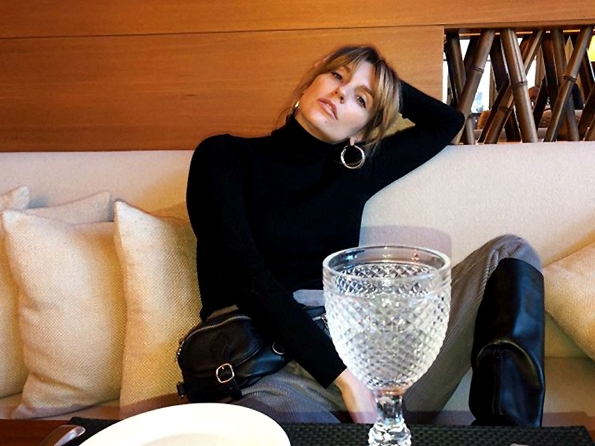 Саша не знает, как поднять настроение и избавиться от мигрени в проблемные дни