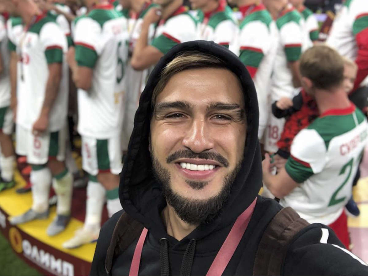 Евгений Савин стал отцом в начале лета