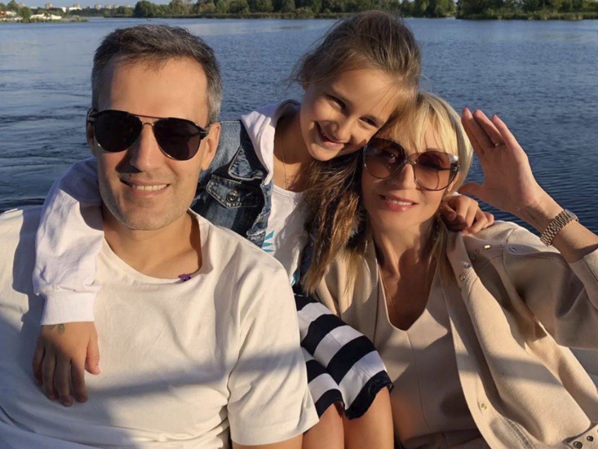 Кристина Орбакайте с мужем и дочерью
