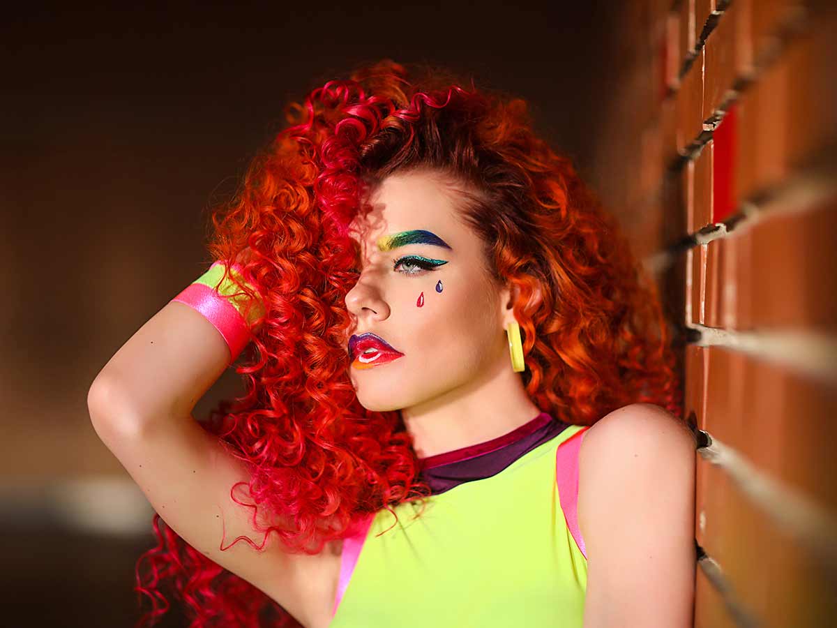 В клипе «ЗОЖ» певица LAUTA рассказала о «токсичных» отношениях