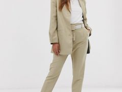 Костюм песочного цвета с блейзером в винтажном стиле, ASOS, 8 280 рублей