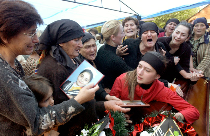 Боль матерей Беслана никогда не утихнет