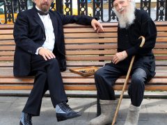 Александр Галибин (слева) в образе Антона Чехова