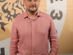 ЕВГЕНИЙ ПИСАРЕВ