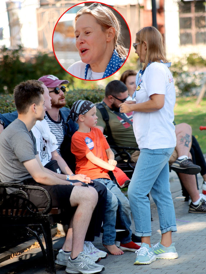 Евгения Дмитриева с сыном Марком и 27-летним мужем - актёром Владимиром Киммельманом