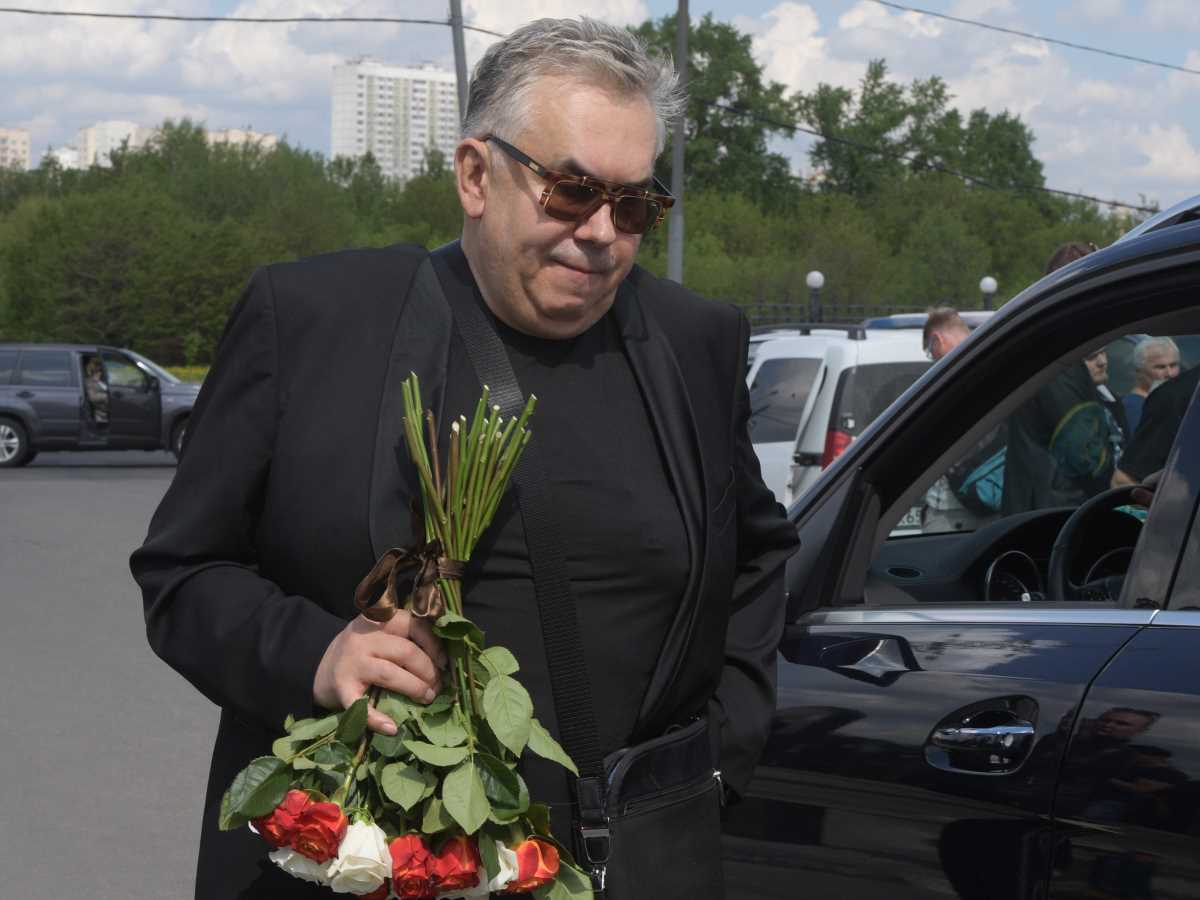 Садальский