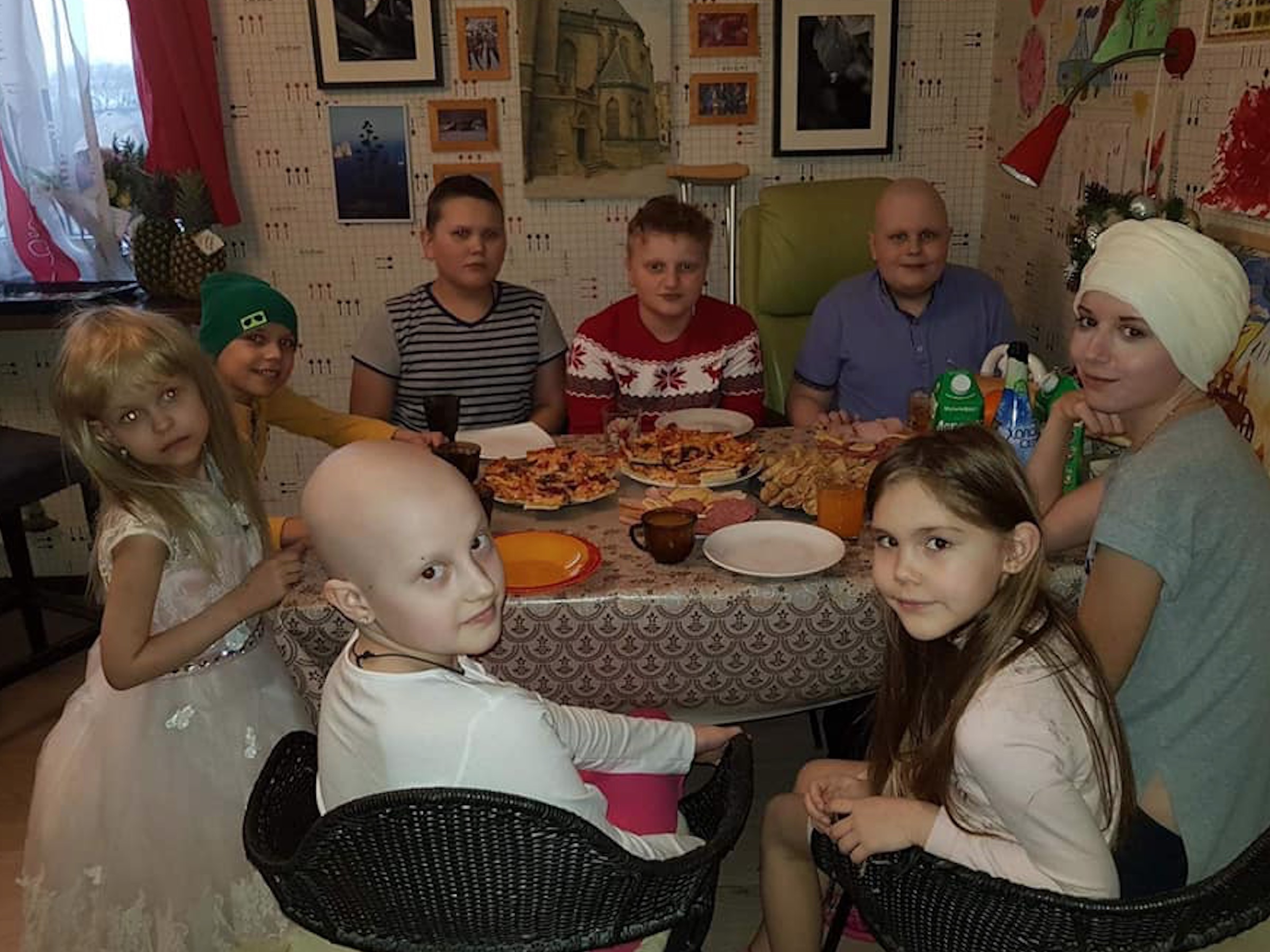 Соседи хотят выселить больных детей