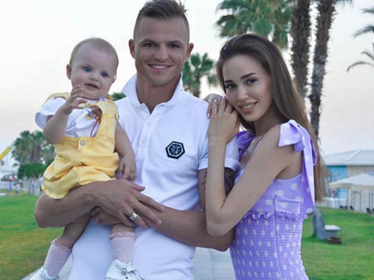 Тарасов, Костенко и их дочь