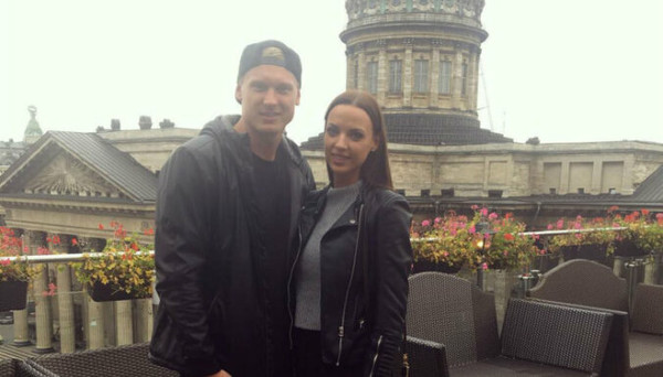 Янис Тимма с женой Саной 