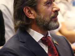 Владимир Машков