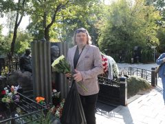 ЮРИЙ ВАСИЛЬЕВ