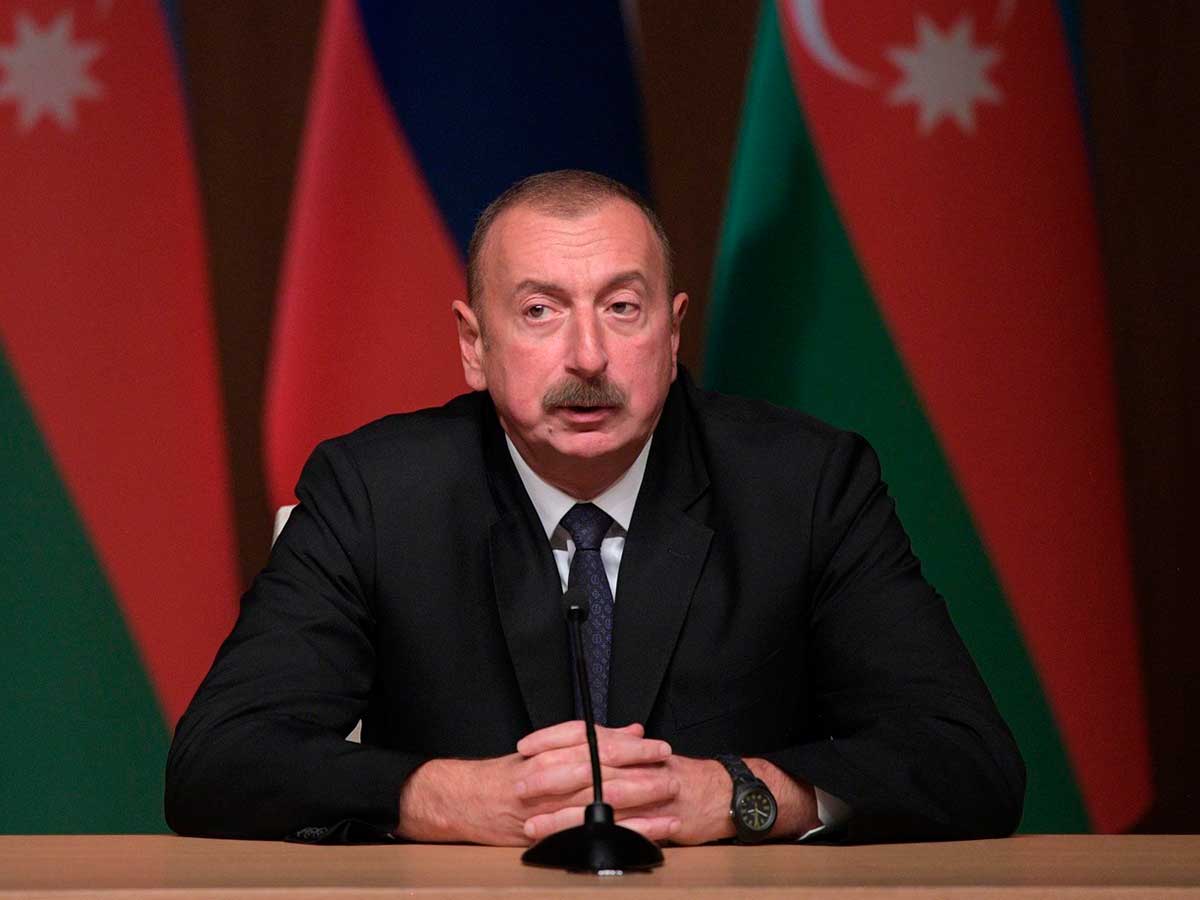 Почему власти Азербайджана поддерживают русофобию