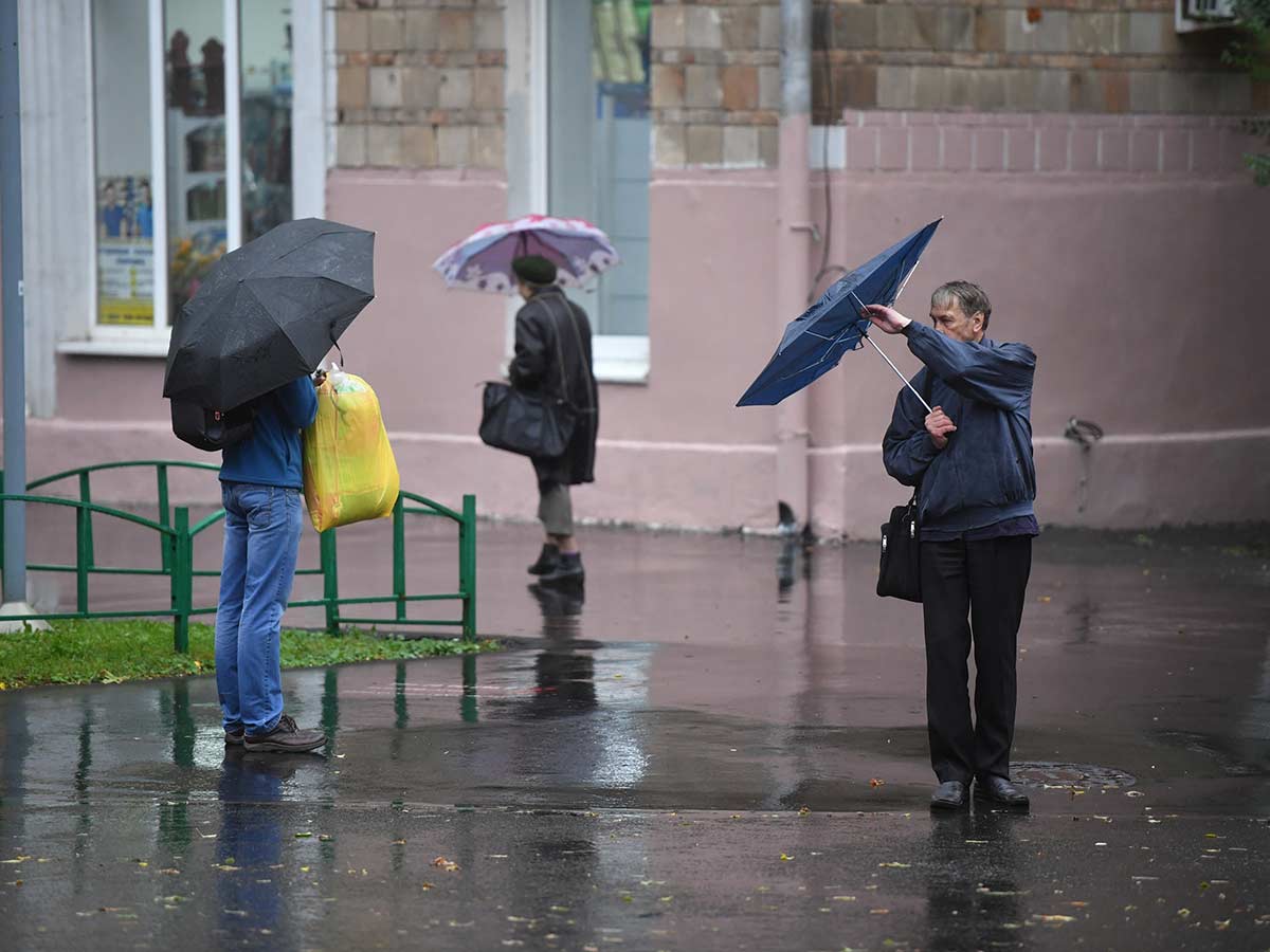 Погода в Москве: в октябре по нам прокатится ненастный циклон