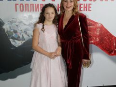 АЛЛА ДОВЛАТОВА С ДОЧЕРЬЮ