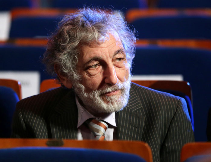 Анатолий Вишневский