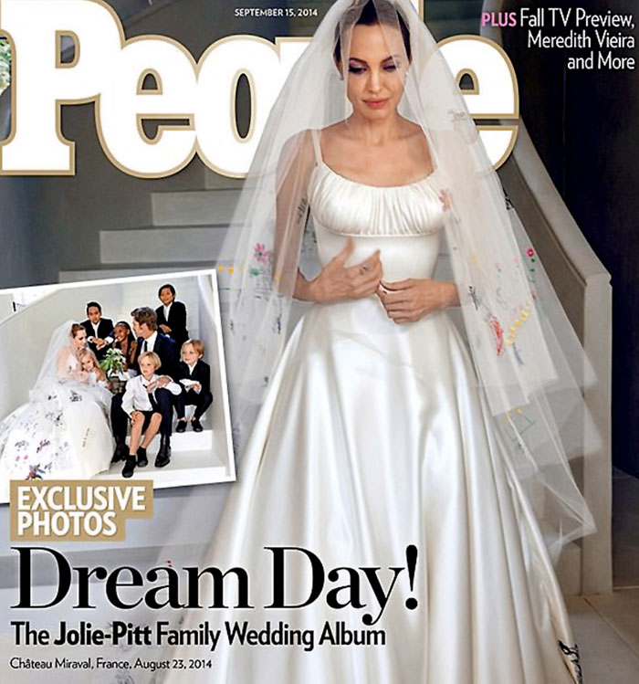 Актриса божится, что больше не наденет подвенечное платье (фото на обложке журнала 2014 года из семейного архива Джоли)