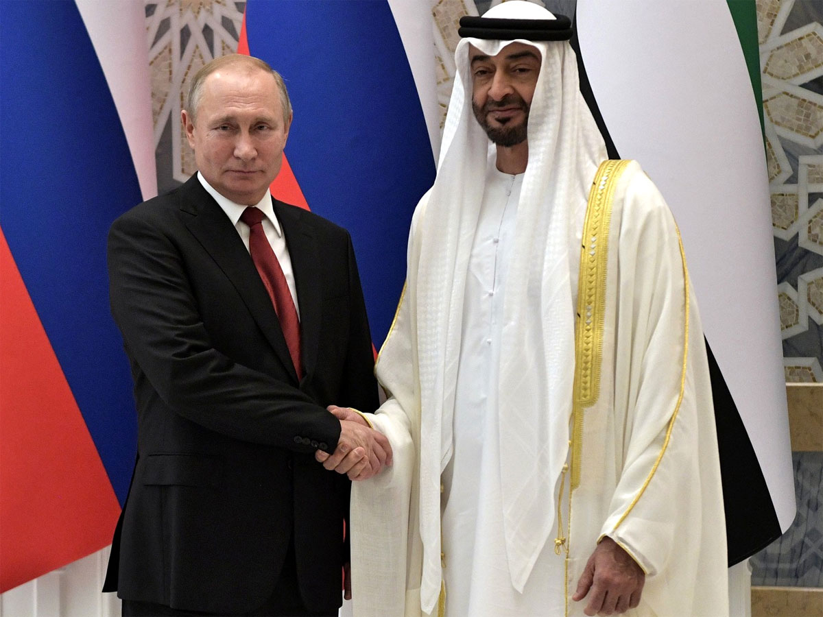 Президент РФ Владимир Путин и наследный принц ОАЭ Мухаммед Аль Нахайян