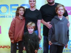 Сергей Жуков с семьей