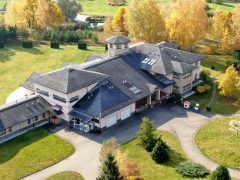 Имение Натальи на Новой Риге раскинулось на несколько гектаров. Фото Руслана Вороного