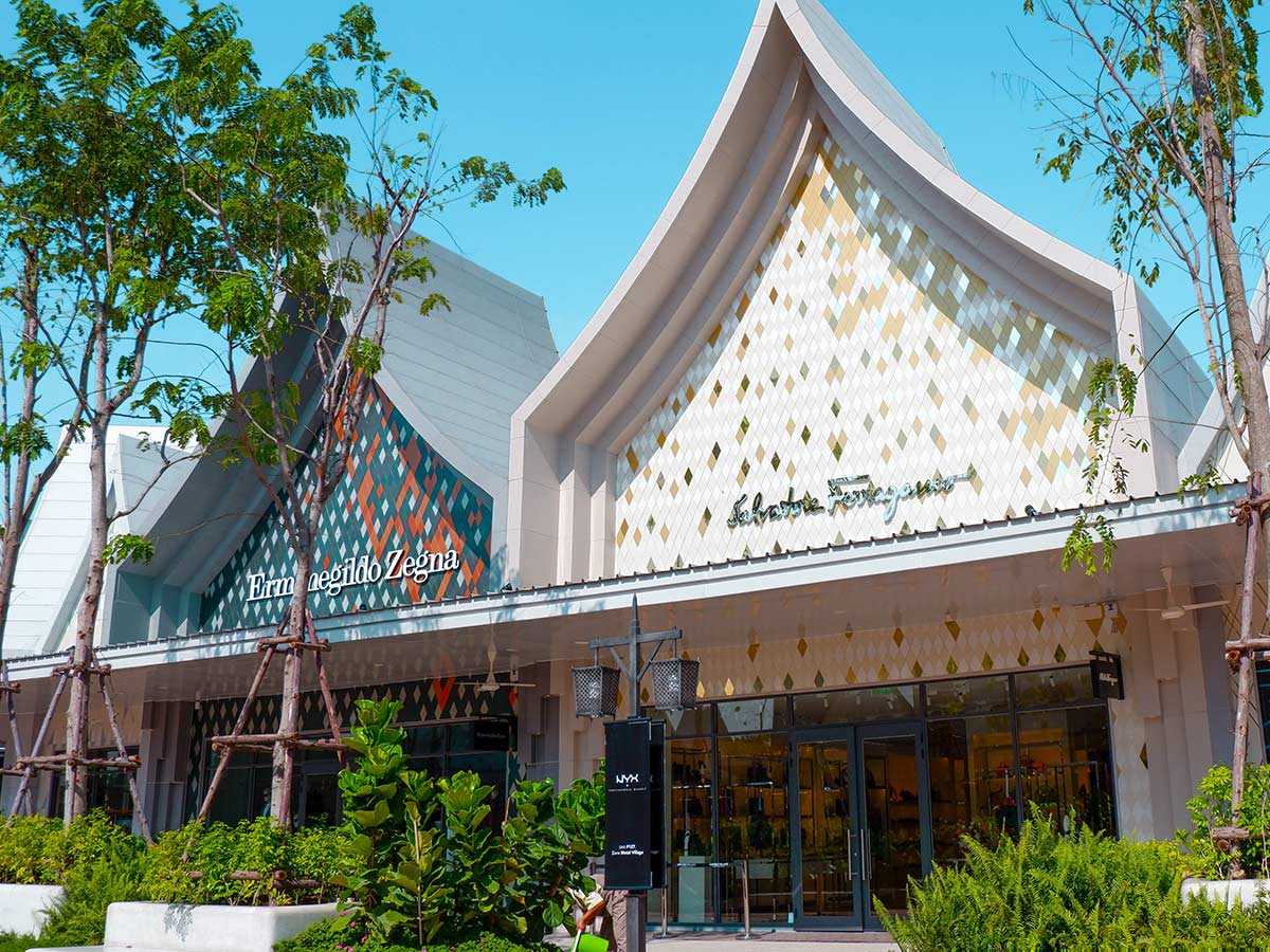 Central Village - Bangkok Luxury Outlet в Таиланде стал первым магазином класса люкс