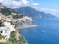 Куда поехать в романтическое путешествие? Фото: официальная страница Светланы Бондарчук в инстаграме**