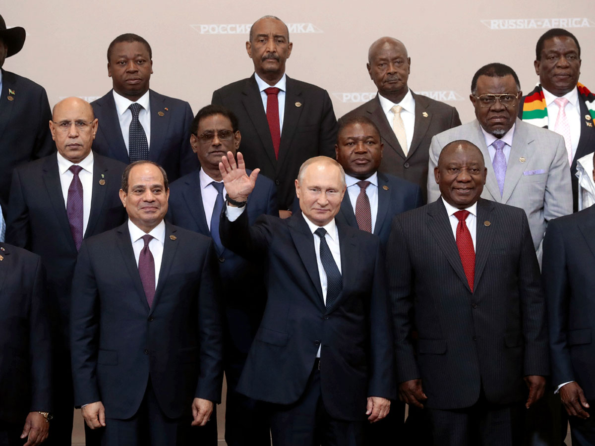 На саммит в Сочи приехали главы 43 государств и делегации из всех 54 стран Африки. Для сравнения: похожее по формату собрание в США в 2014 году посетили главы всего 34 государств