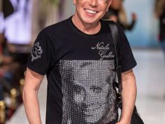 АЛЕКСАНДР ПЕСКОВ