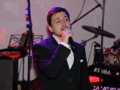 ДМИТРИЙ ТИХОНОВ