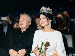 ЕКАТЕРИНА СТРИЖЕНОВА С СУПРУГОМ