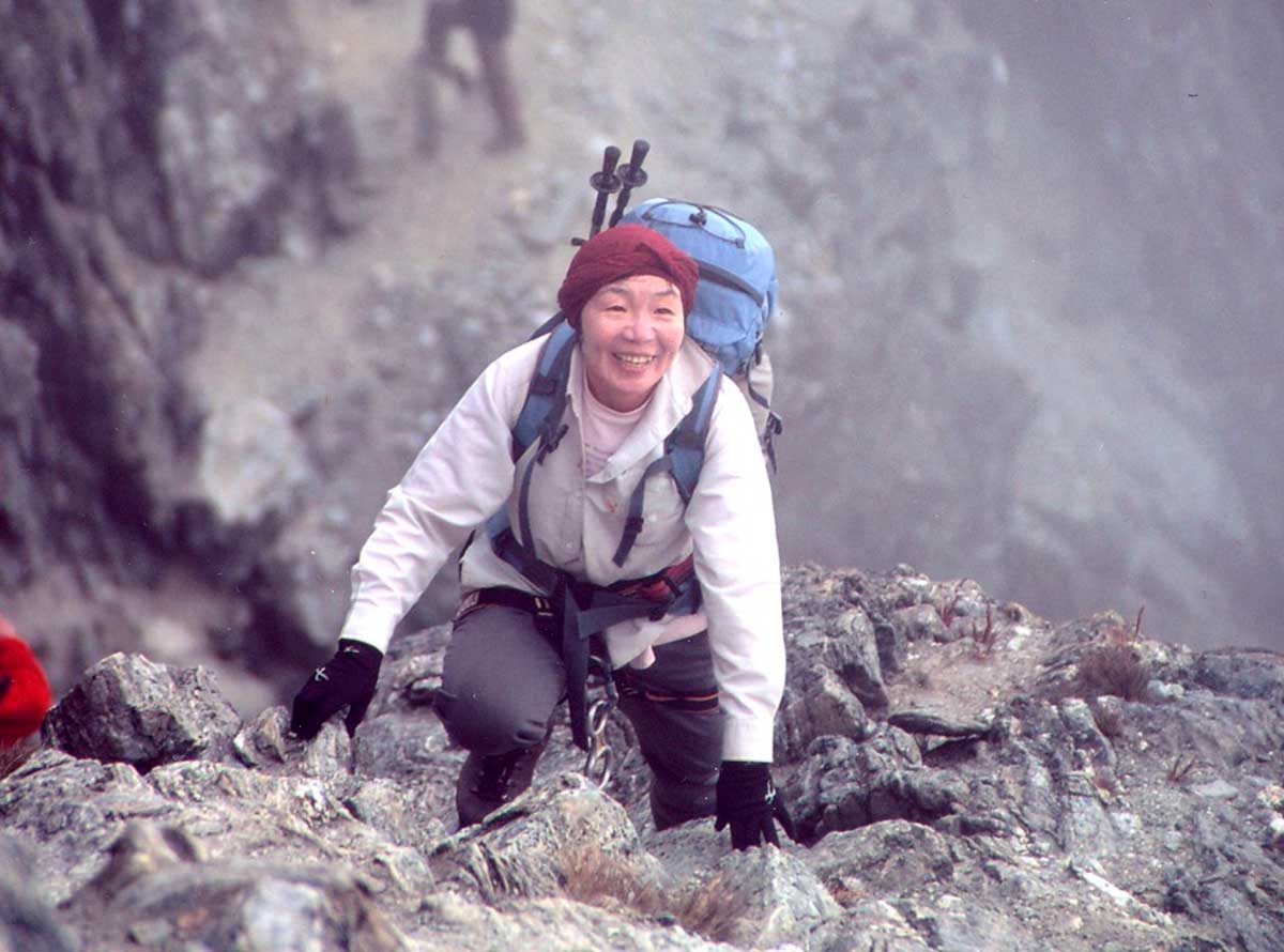 Юнко Табей, первая женщина, покорившая Эверест