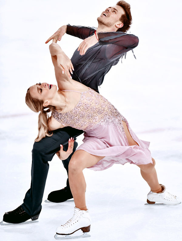 Синицина и Кацалапов катаются и отдыхают вместе