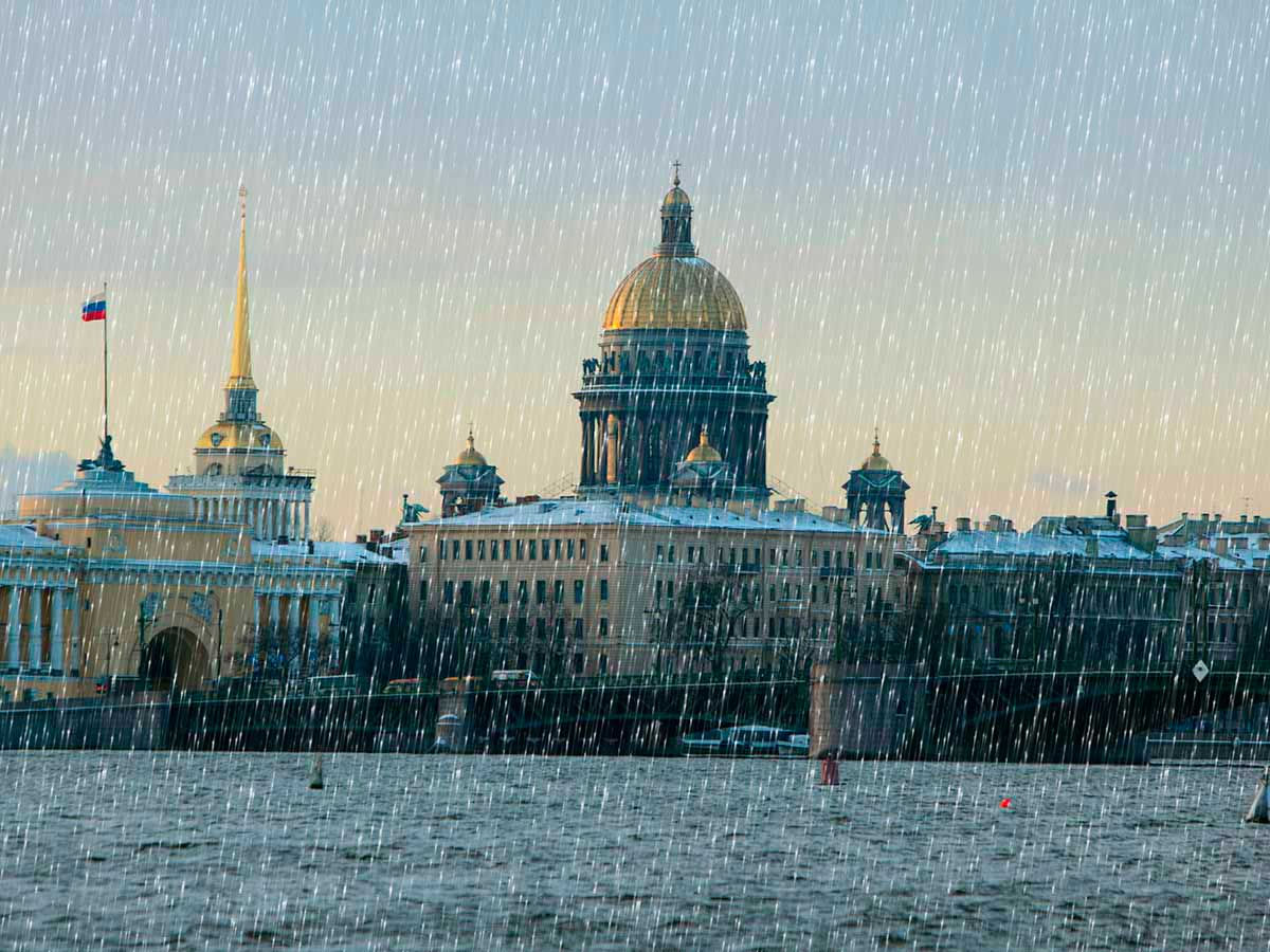 Погода: в Санкт-Петербурге тепло, дождь и штормовой ветер — Гисметео дает неблагоприятный прогноз на неделю